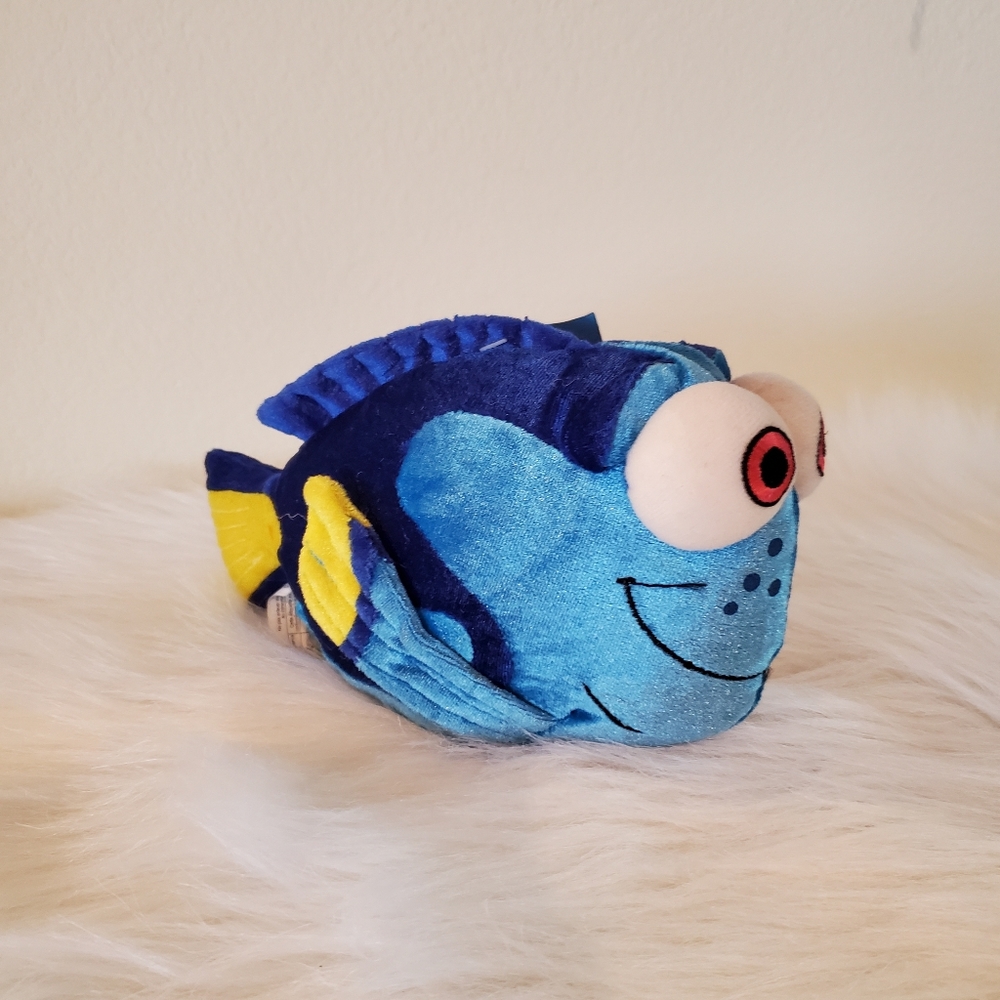2Pcs- Disney Finding Nemo Dory Plush and Disney Infinity Play Character Nemo - Picture 4 of 9